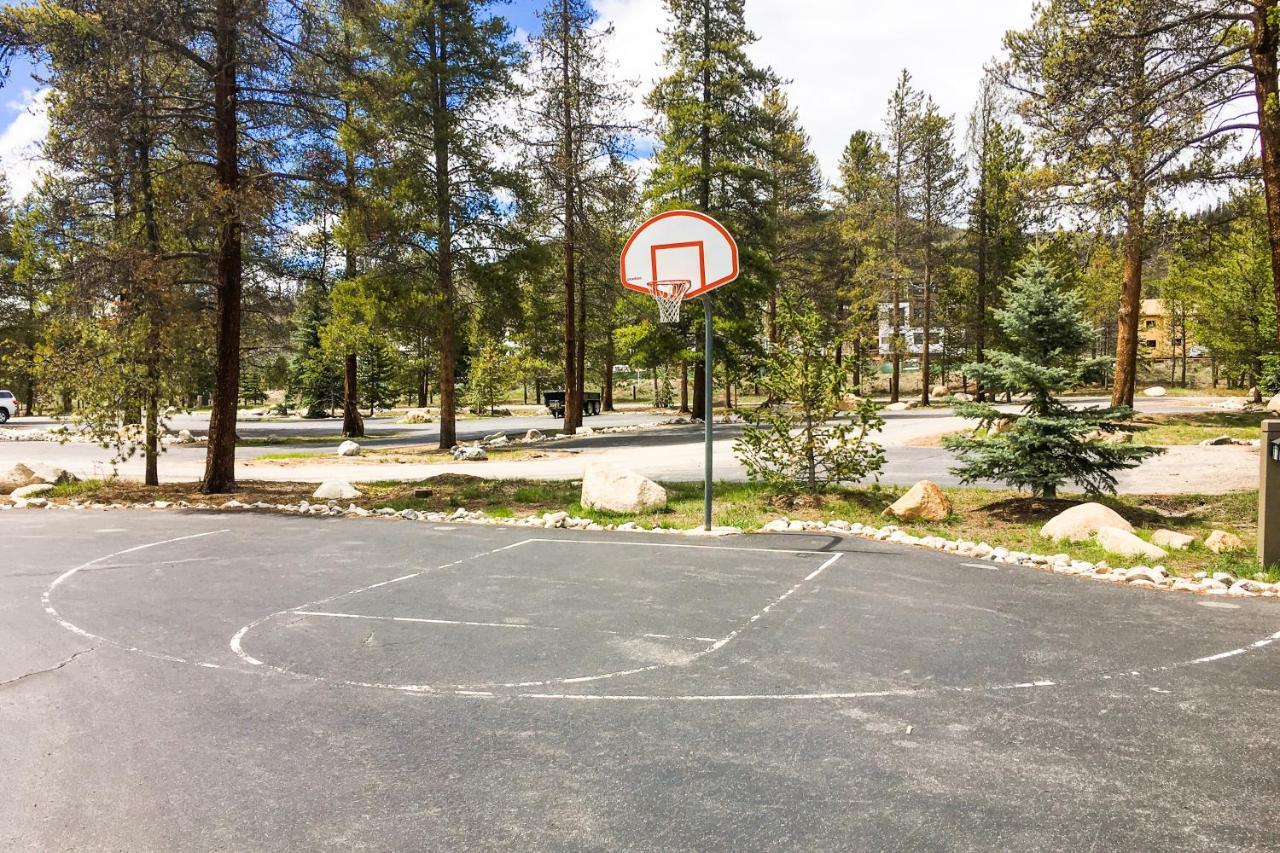The Pines Condos Keystone Luaran gambar